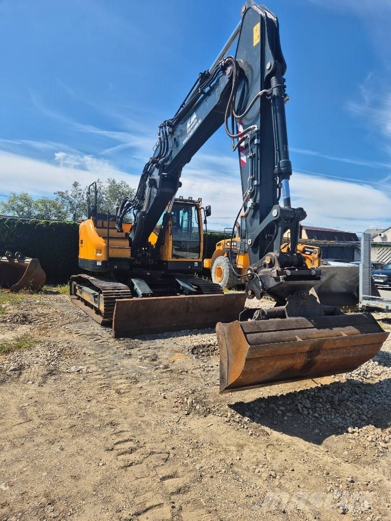 Hyundai HX 235 ALCR Escavadeiras de esteiras