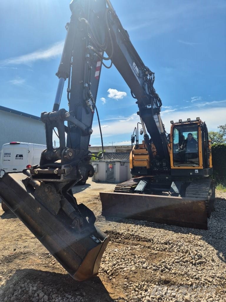 Hyundai HX 235 ALCR Escavadeiras de esteiras