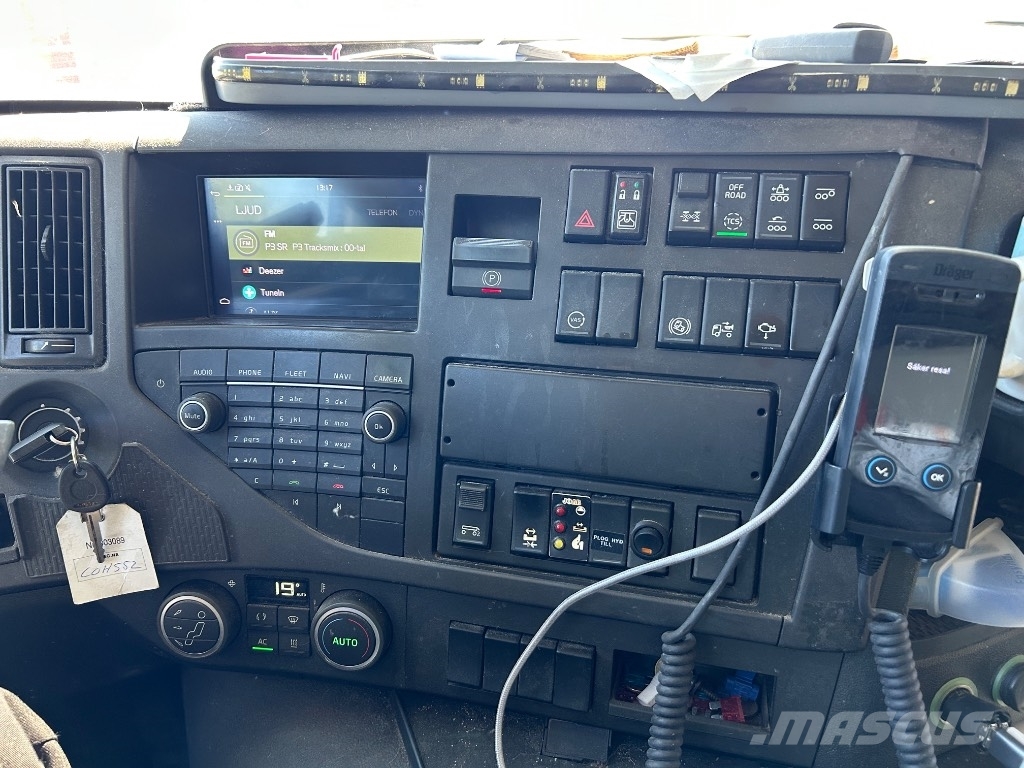 Volvo FMX 510 Vrachtwagen met containersysteem