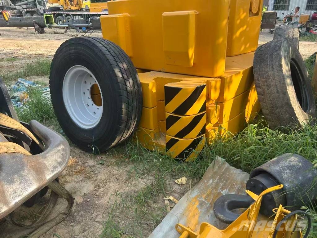XCMG XCA160 Visurgājēji celtņi