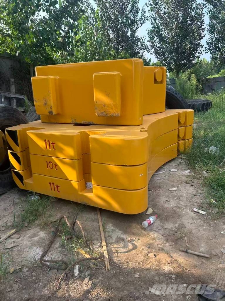 XCMG XCA160 Visurgājēji celtņi