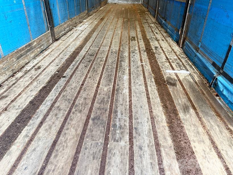 Kel-Berg 3 axle Curtainsider / Planenauflieger Tentinės puspriekabės