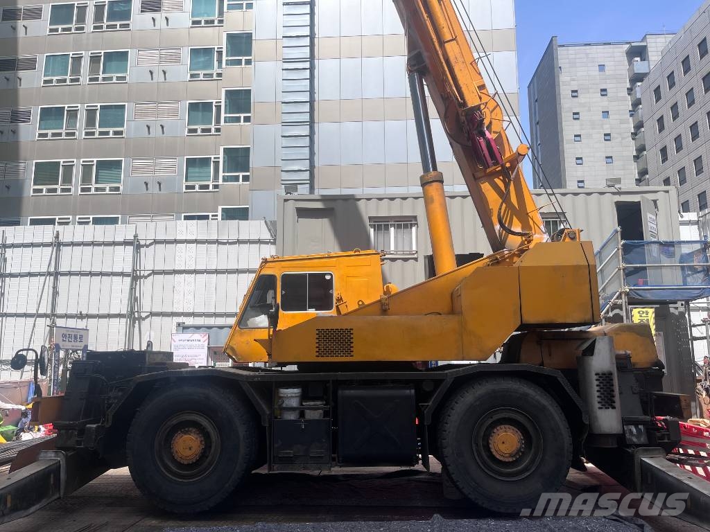 Tadano TR 250M-5 رافعات الطرق الوعرة