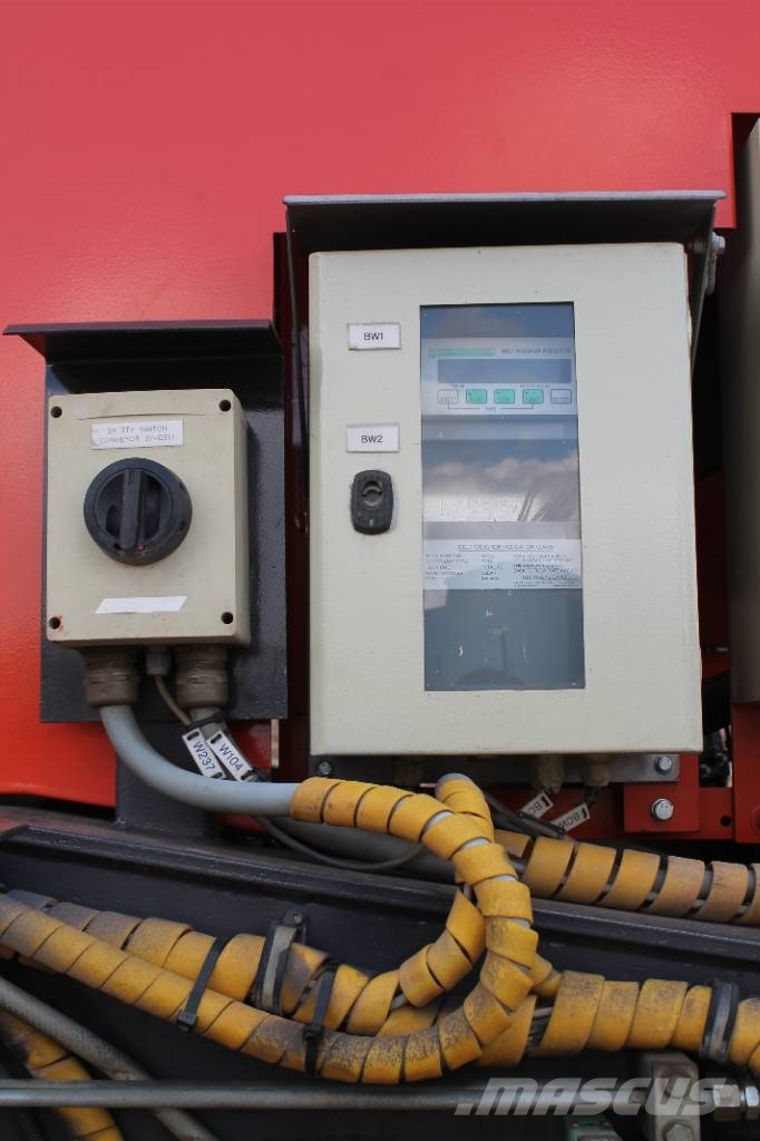 Sandvik UH450E Mobile Brecher