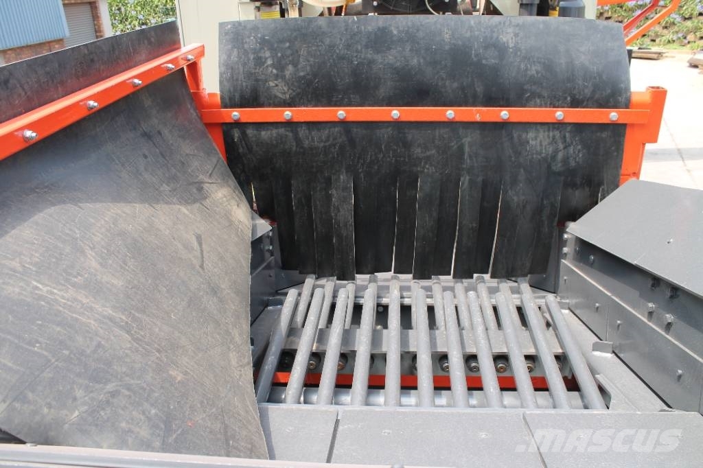 Sandvik UH450E Mobile Brecher