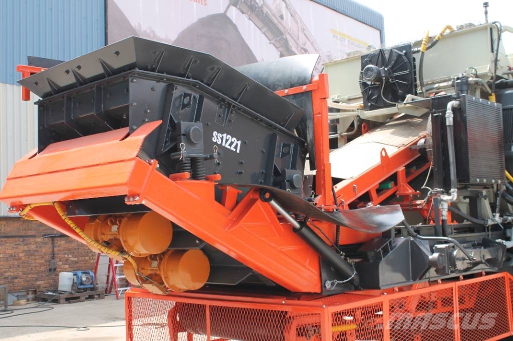Sandvik UH450E Mobile Brecher