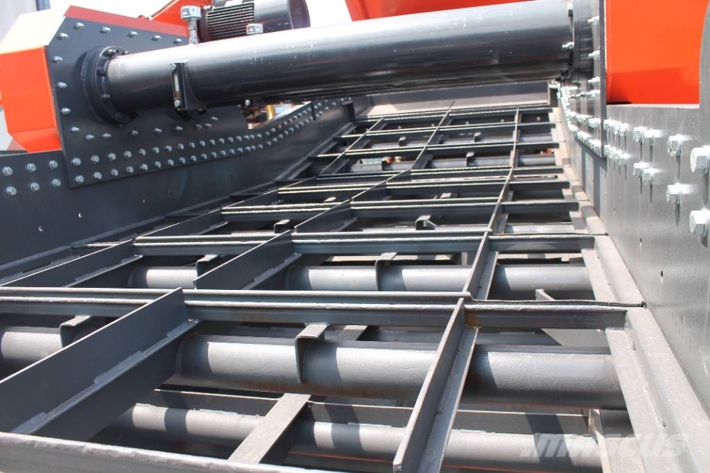 Sandvik UH450E Mobile Brecher