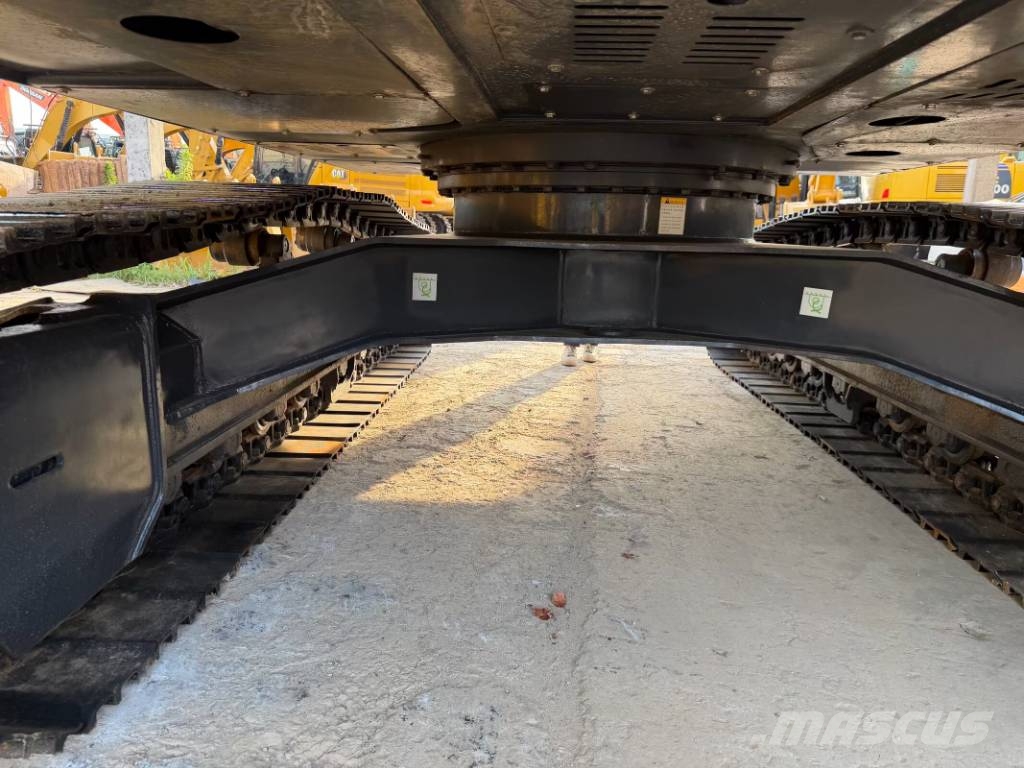 XCMG XE 215 DA 2026 brand New machine Kāpurķēžu ekskavatori