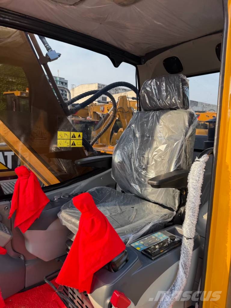 XCMG XE 215 DA 2026 brand New machine Kāpurķēžu ekskavatori