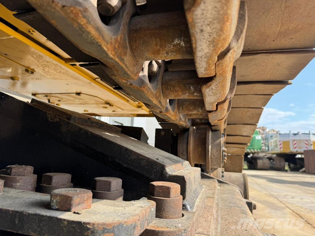 CAT 352F حفارات زحافة