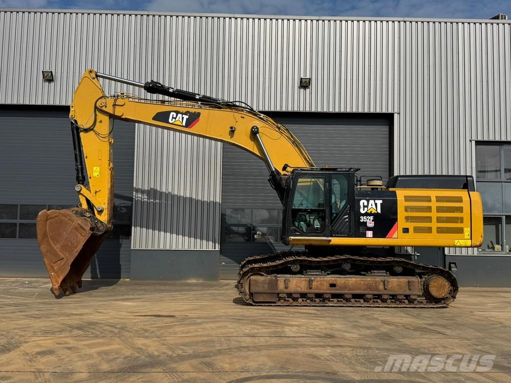 CAT 352F حفارات زحافة