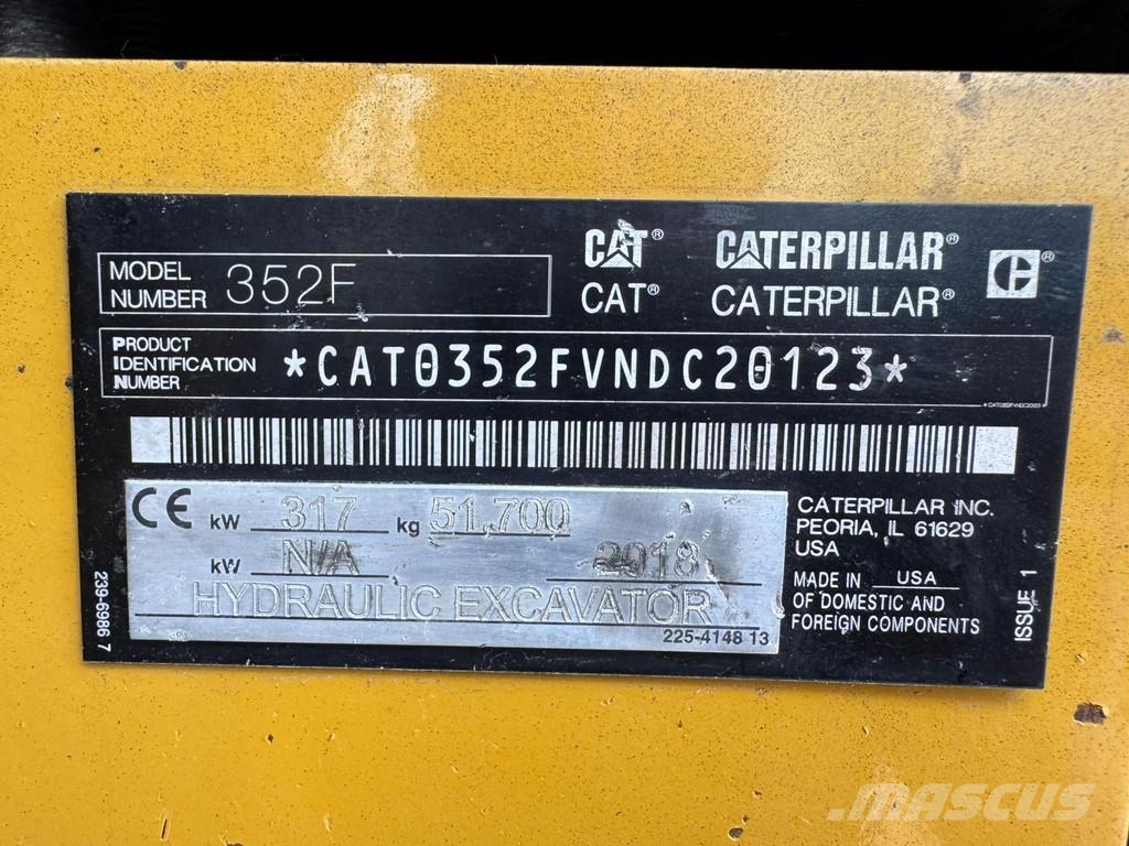 CAT 352F حفارات زحافة