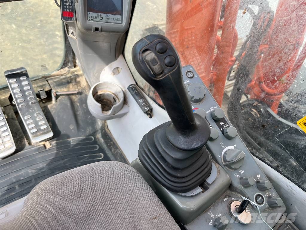 Hitachi ZX350LC-5 - Hammer Lines / Automatic Greasing Rupsgraafmachines