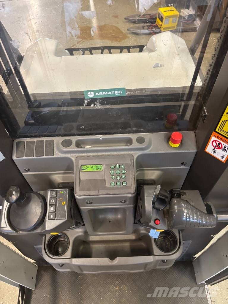 UniCarriers EPM100 High Level order picker Høytløftende plukketruck