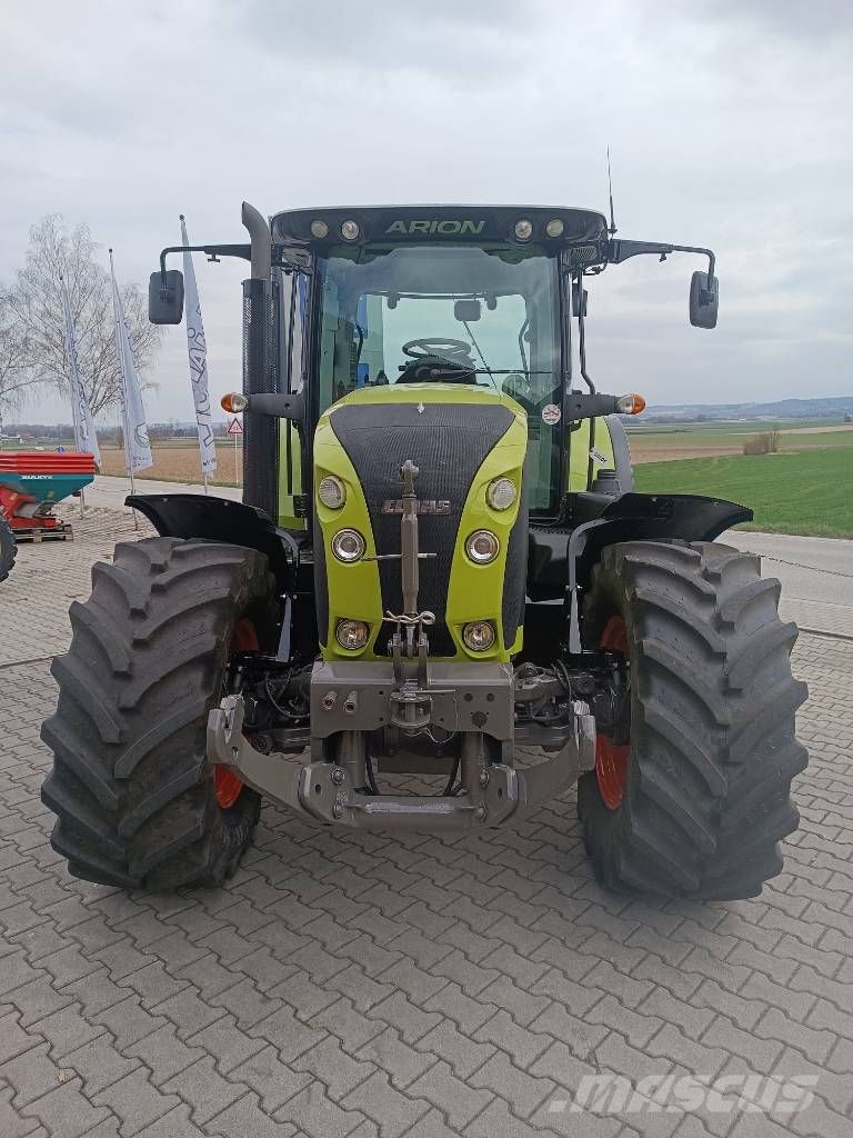 CLAAS Arion 630 CIS Трактори