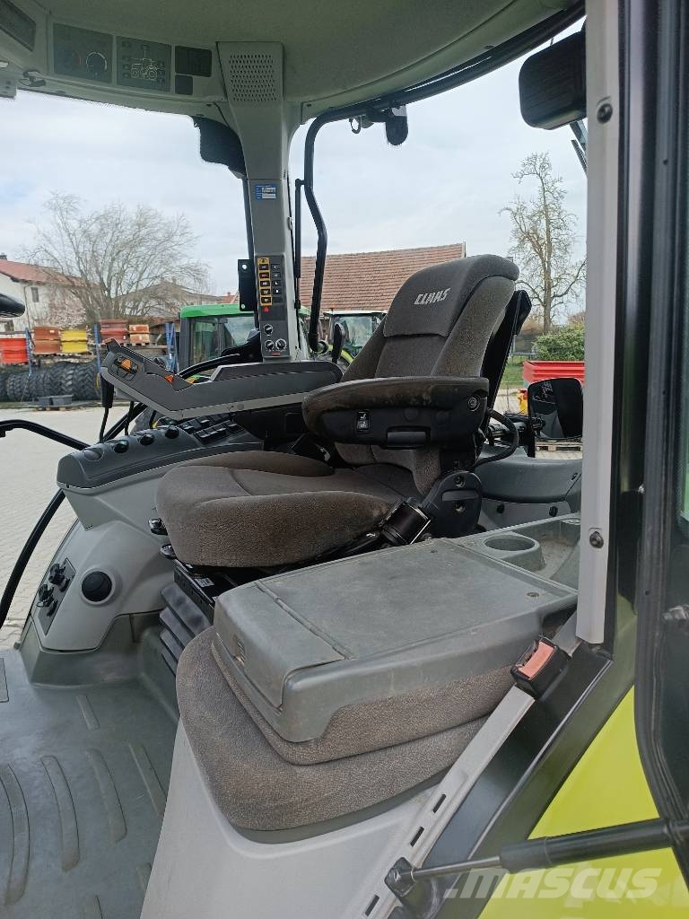 CLAAS Arion 630 CIS Трактори