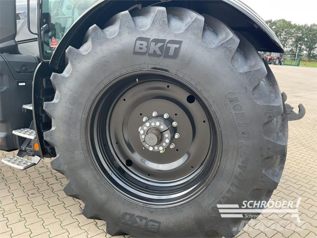 Valtra Q 245 | FORSTKABINE Traktorer
