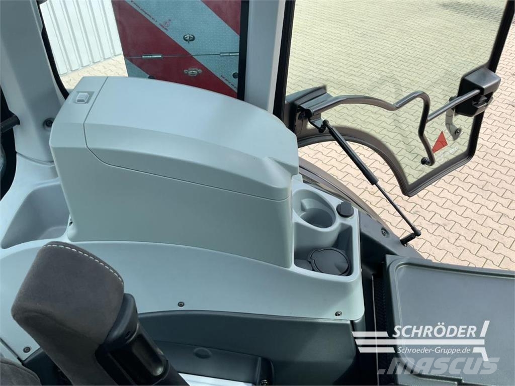 Valtra Q 245 | FORSTKABINE Traktorer