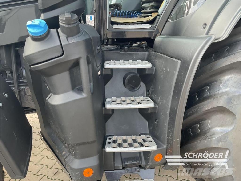 Valtra Q 245 | FORSTKABINE Traktorer