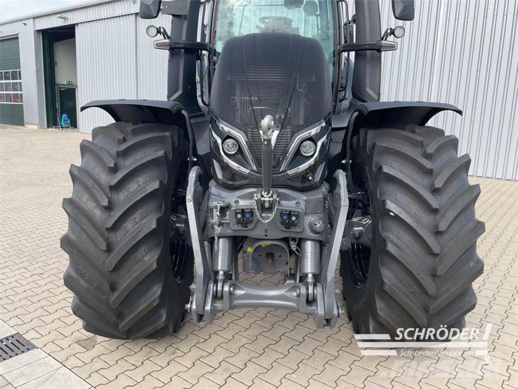 Valtra Q 245 | FORSTKABINE Traktorer