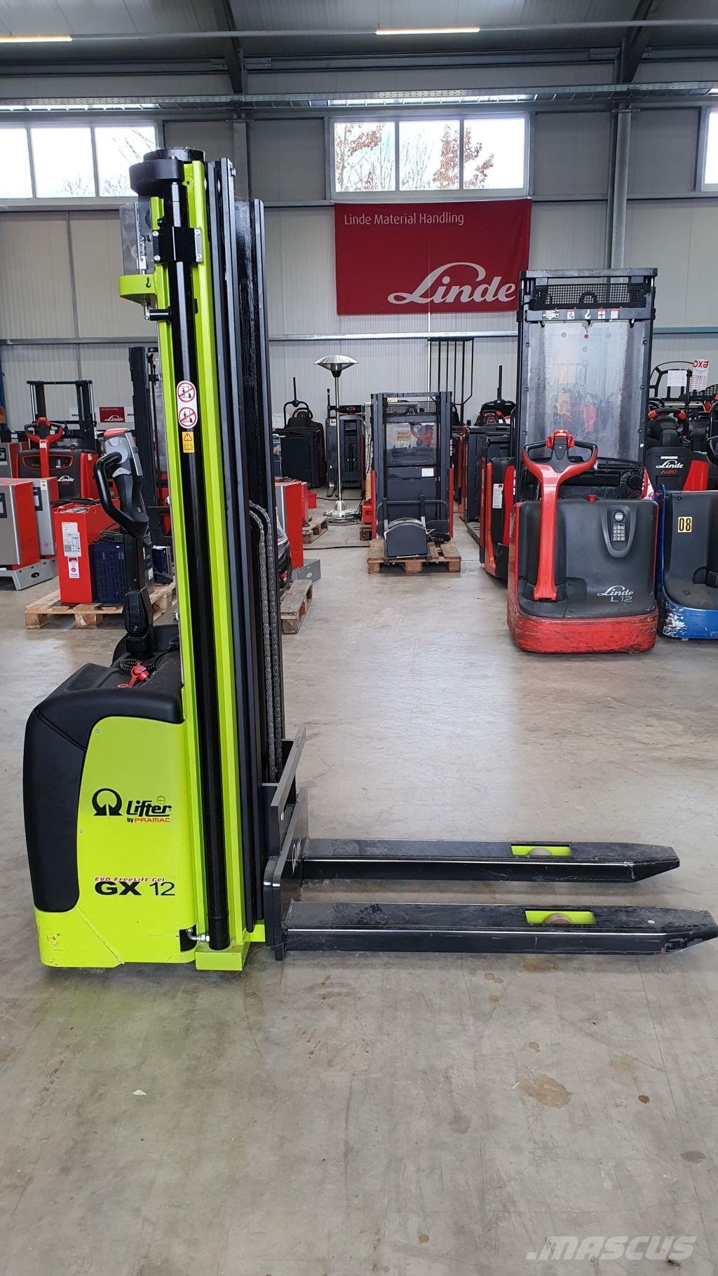 Linde GX 10/42 Ajettavat pinoamisvaunut