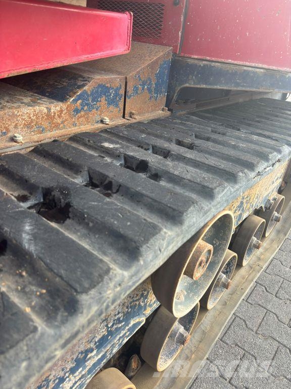 Takeuchi TCR50 عربات نقل قلابة مجنزرة