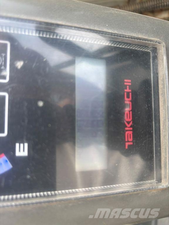 Takeuchi TCR50 عربات نقل قلابة مجنزرة
