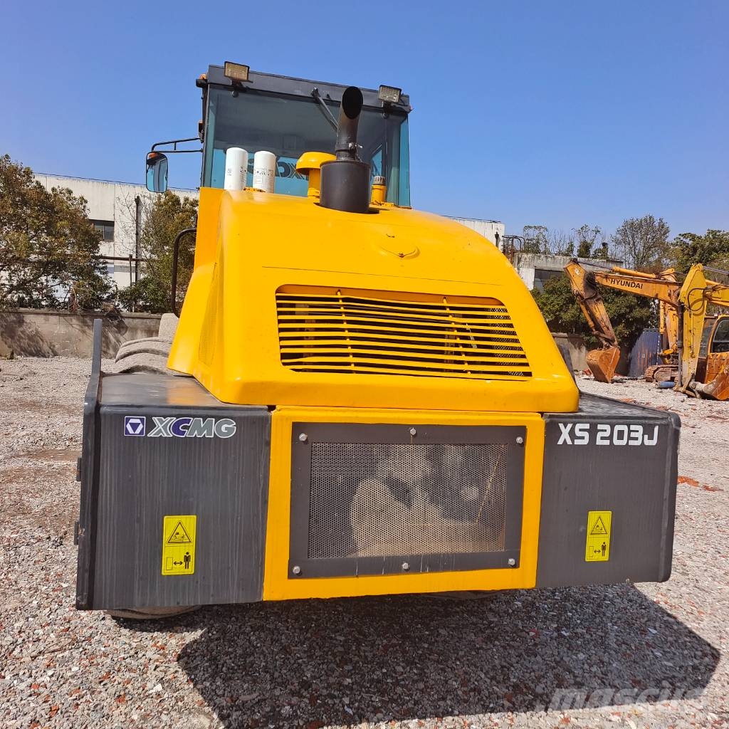 XCMG XS 203 J    Shanghai largest supplier 振動ローラ