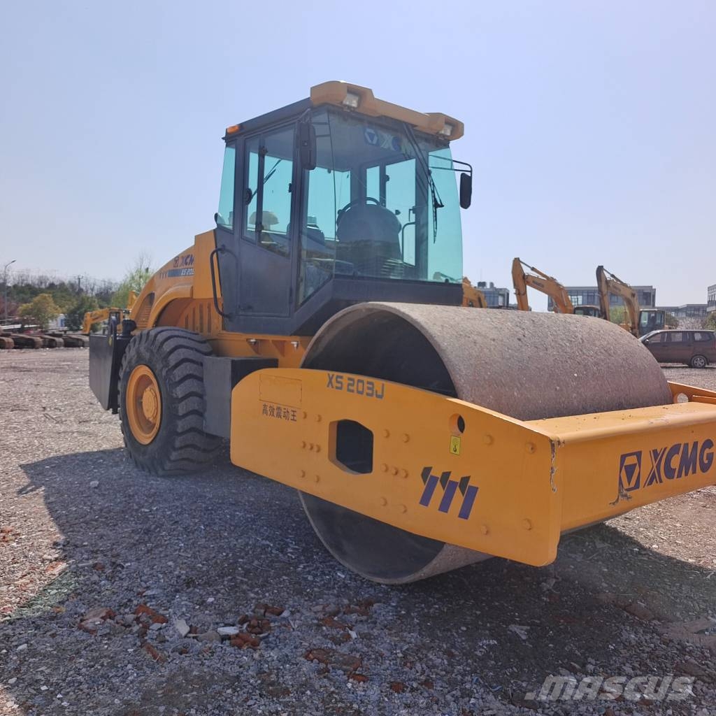 XCMG XS 203 J    Shanghai largest supplier 振動ローラ