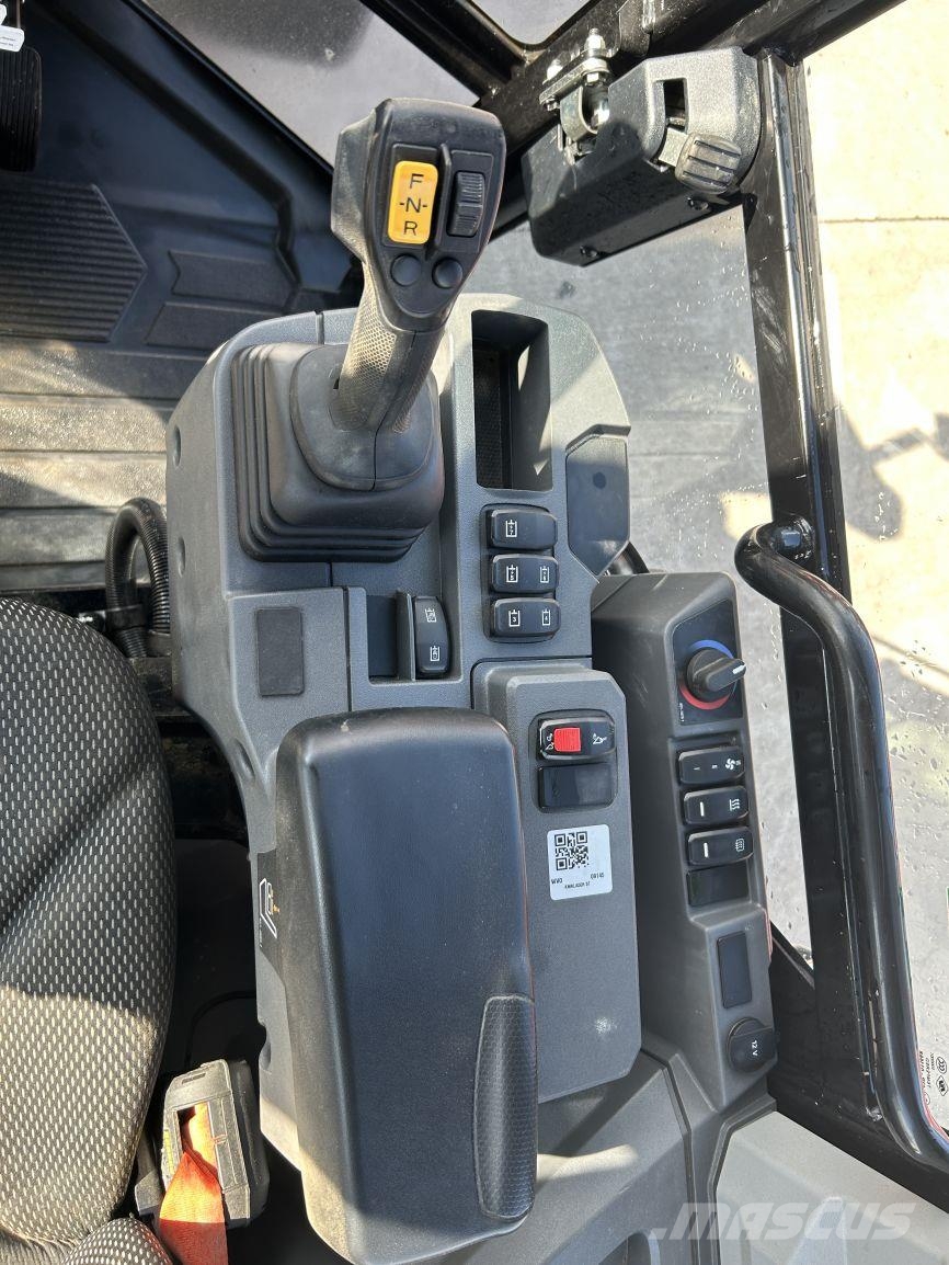 CAT 906 (9145) Carregadores multiuso