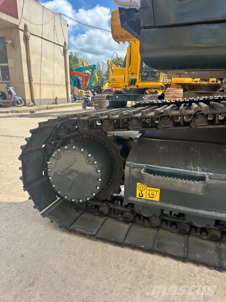 Hyundai HX220S Midi bageri 7t – 12t