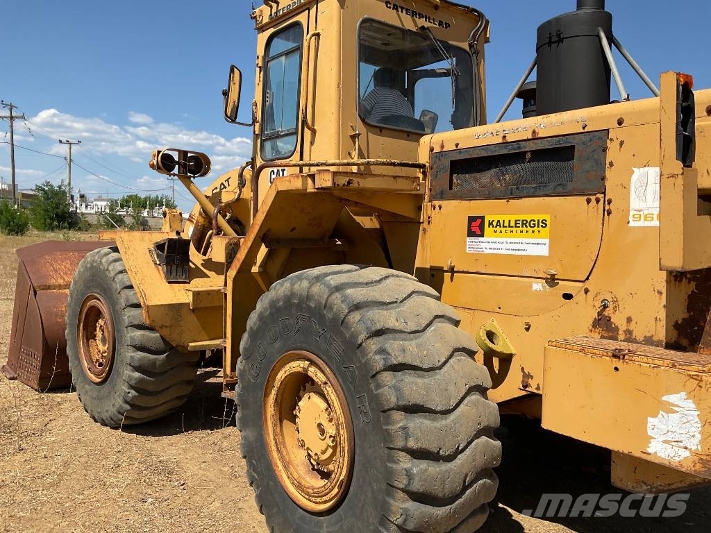 CAT 966C لوادر بعجل