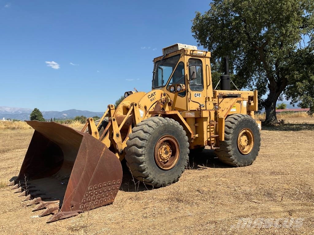 CAT 966C لوادر بعجل