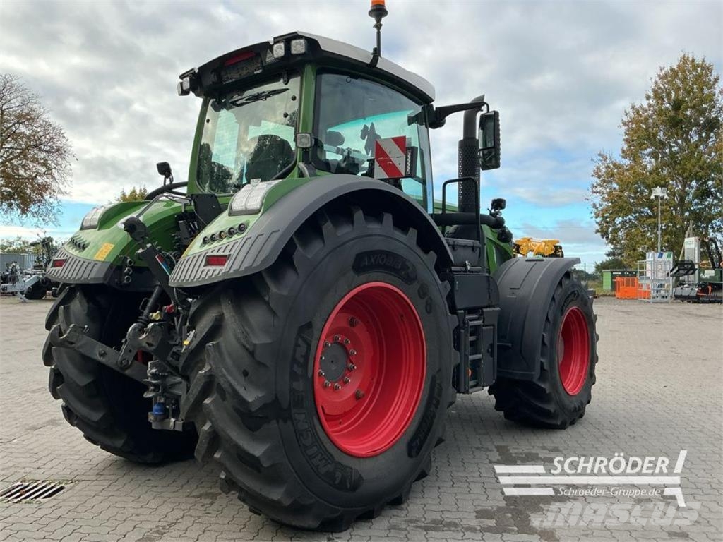 Fendt 936 VARIO GEN7 PROFI PLUS Traktoren