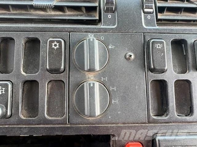 Mercedes-Benz Atego 1623AK 4x4 3-WAY KIPPER (MANUAL GEARBOX / FU Camion benne
