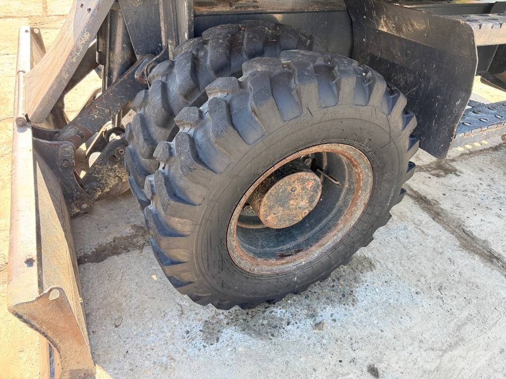 Komatsu PW 148-8 Εκσκαφείς με τροχούς - λάστιχα