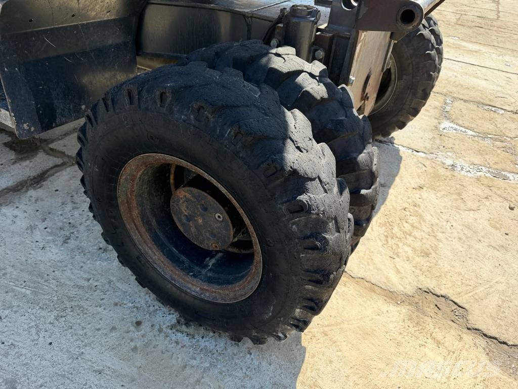 Komatsu PW 148-8 Εκσκαφείς με τροχούς - λάστιχα