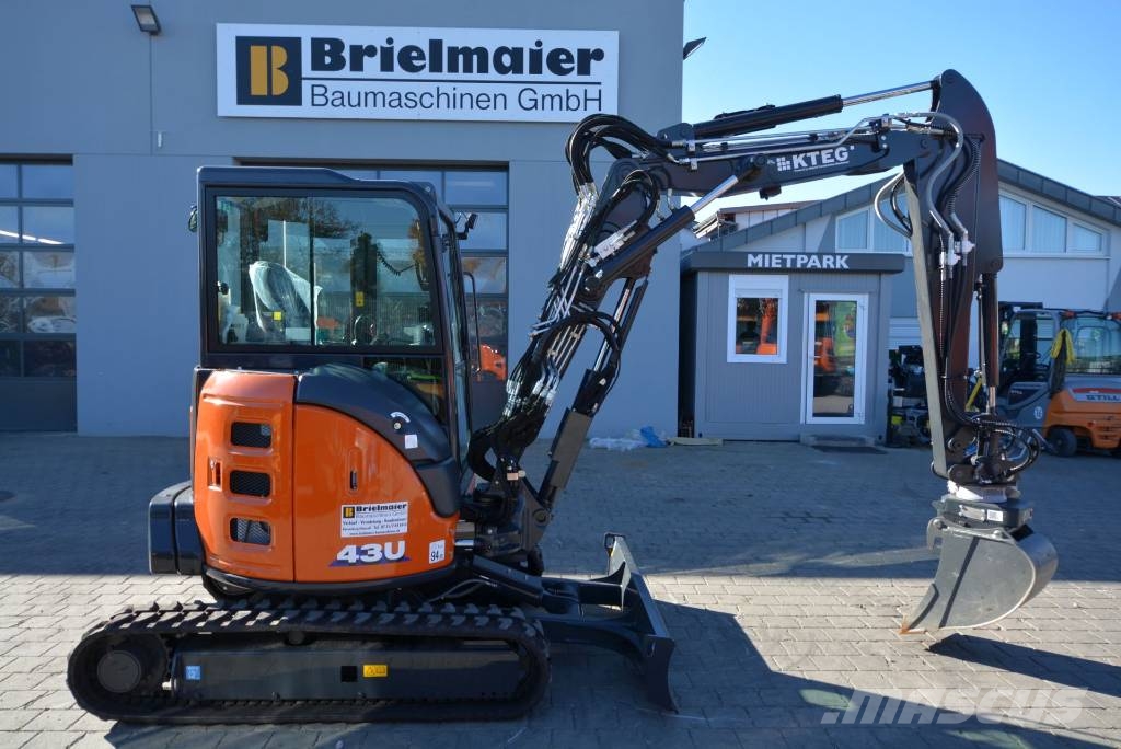 Hitachi KTEG 43U-6 MTC Mini rýpadla < 7t