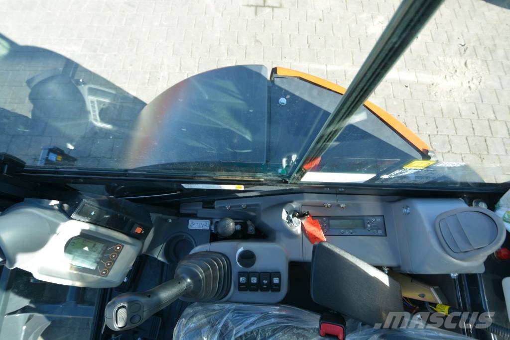 Hitachi KTEG 43U-6 MTC Mini rýpadla < 7t