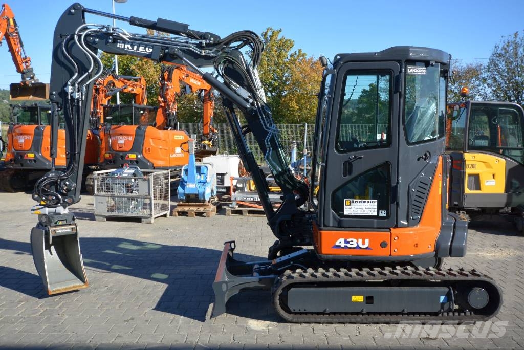 Hitachi KTEG 43U-6 MTC Mini rýpadla < 7t