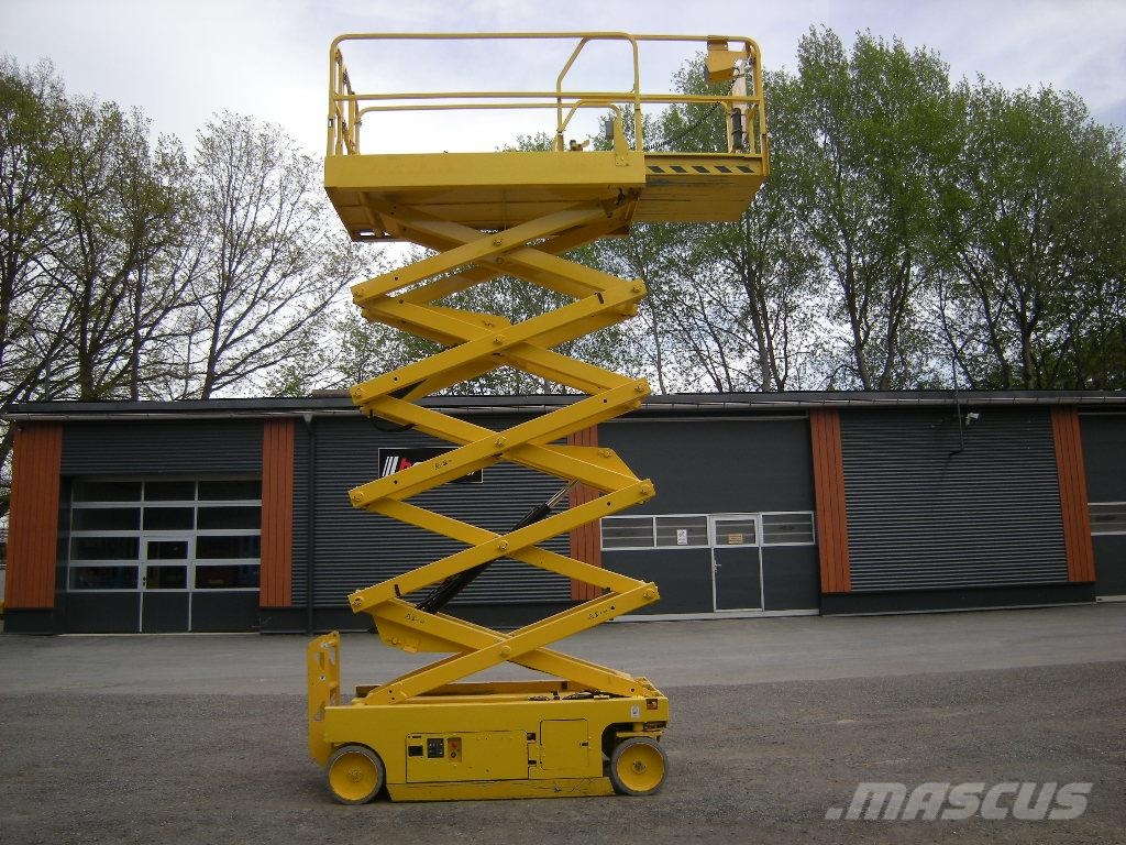 Genie GS 3246 (ID3973) Žirkliniai keltuvai