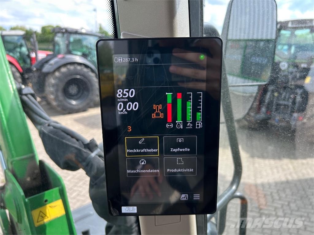 John Deere 6M 125 Tractors