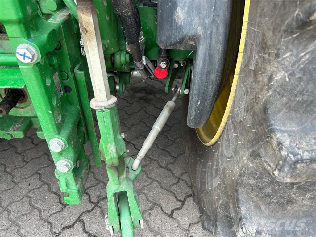 John Deere 6M 125 Tractors