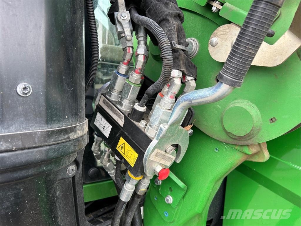 John Deere 6M 125 Tractors
