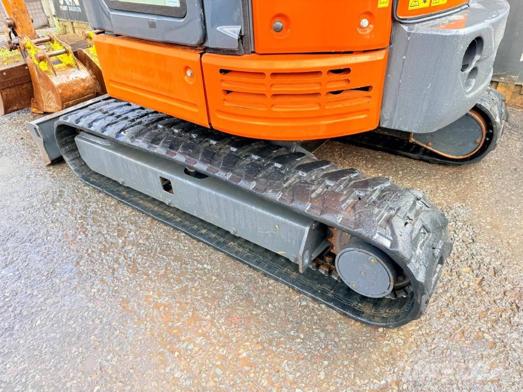 Hitachi ZX 26 U-6 CLR Minibagger < 7t