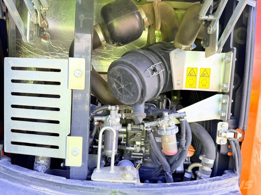 Hitachi ZX 26 U-6 CLR Minibagger < 7t