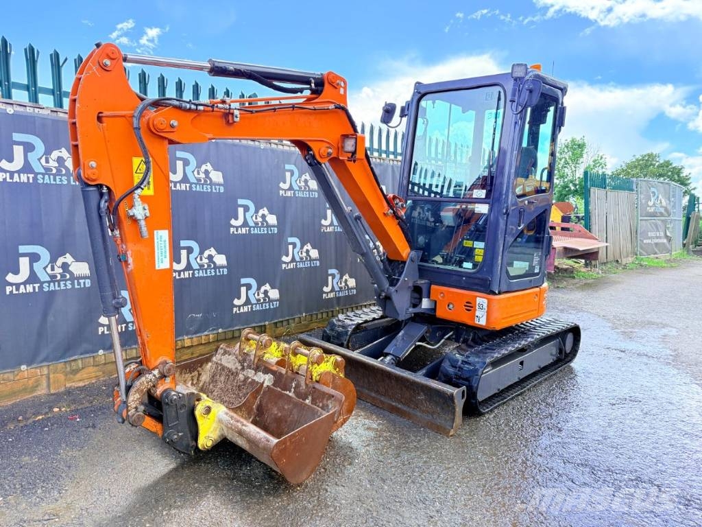Hitachi ZX 26 U-6 CLR Minibagger < 7t
