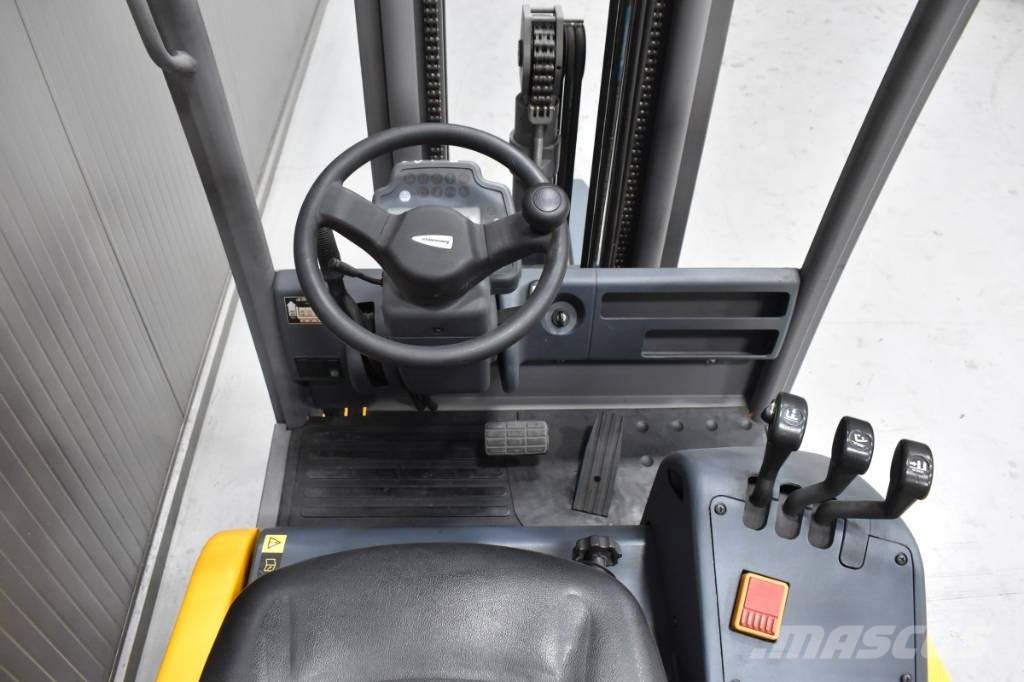Jungheinrich EFG 216 kn Elektromos targoncák
