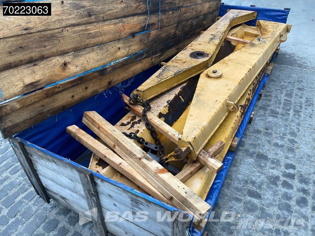 CAT 740B TAIL GATE CAT 740 - CAT 745 Sonstige Baumaschinen