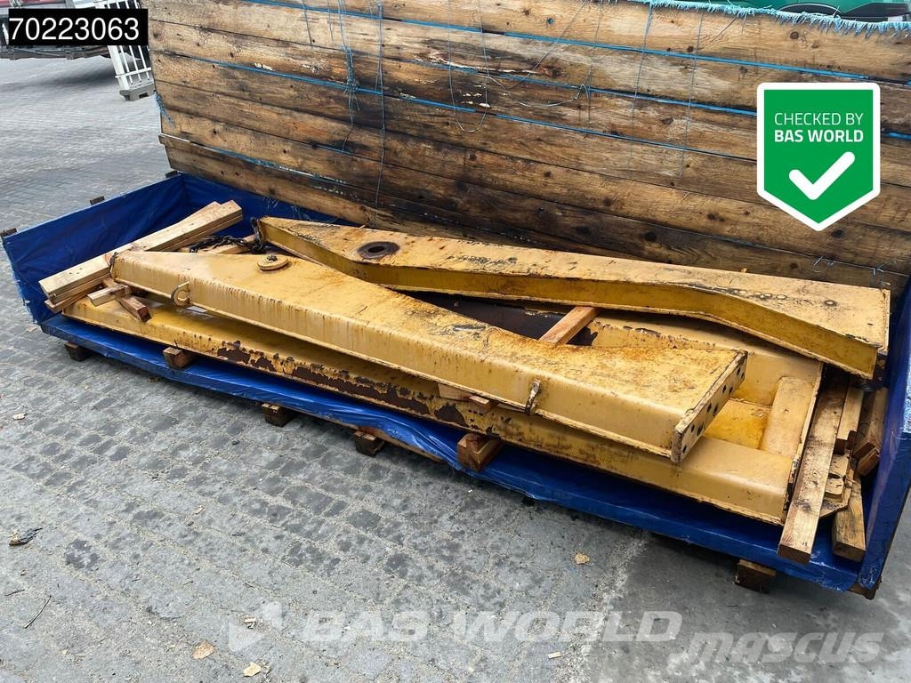 CAT 740B TAIL GATE CAT 740 - CAT 745 Sonstige Baumaschinen